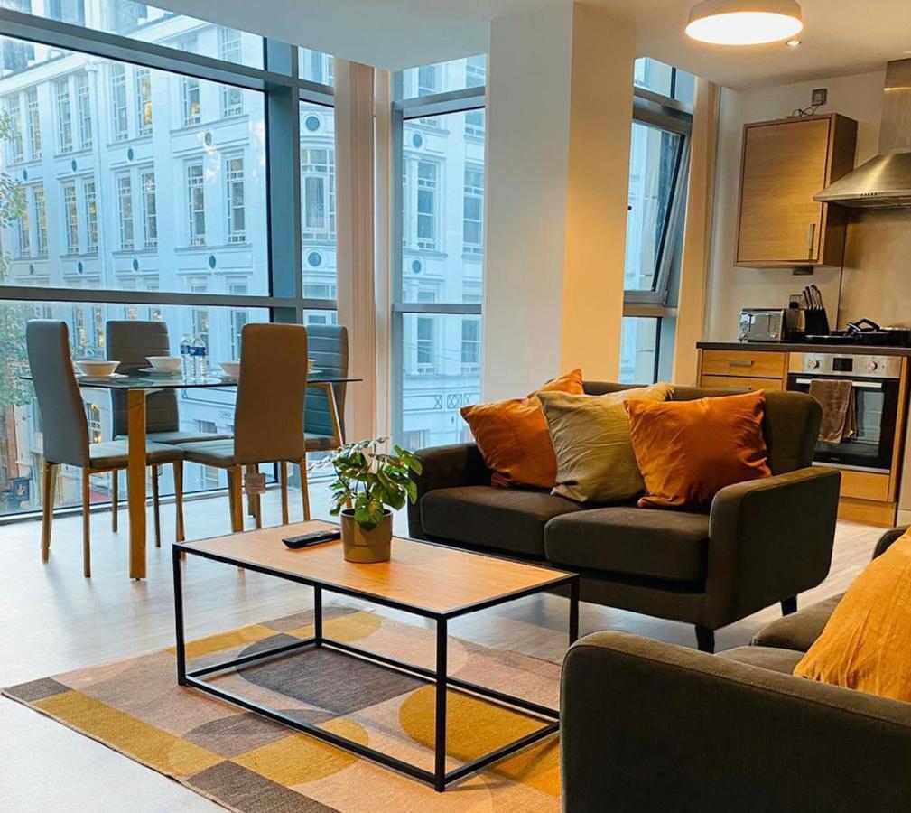 Stylish Two Bed In The Heart Of The City 伯明翰 外观 照片