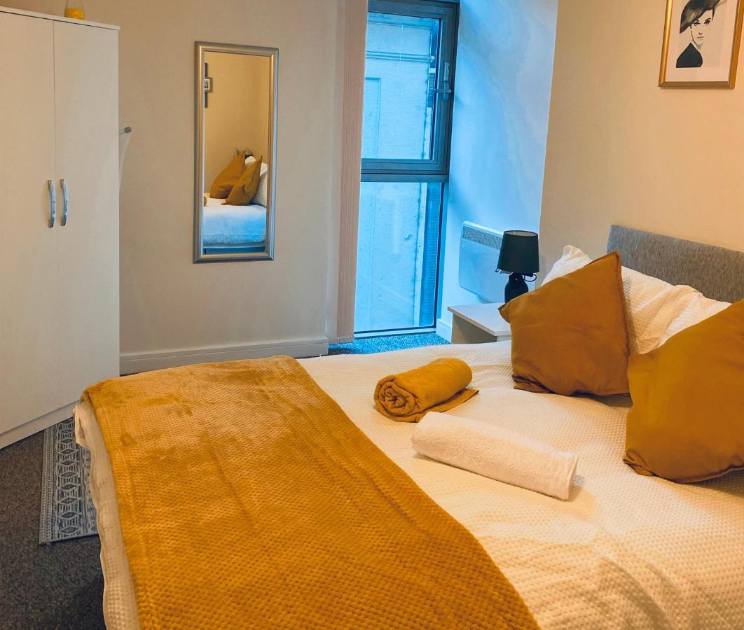 Stylish Two Bed In The Heart Of The City 伯明翰 外观 照片